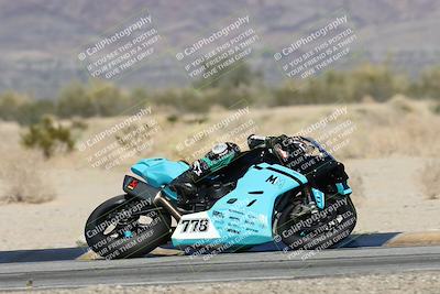 media/Dec-06-2025-CVMA (Sat) [[4a896cc04c]]/Race 4-Formula Middleweight/